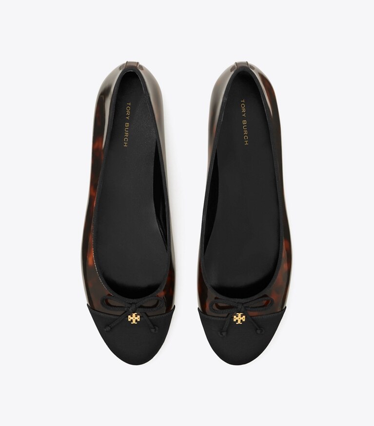 Tory Burch designer loafers Ballerina mit Zehenkappe in TORTOISE PATENT / PERFECT BLACK angle