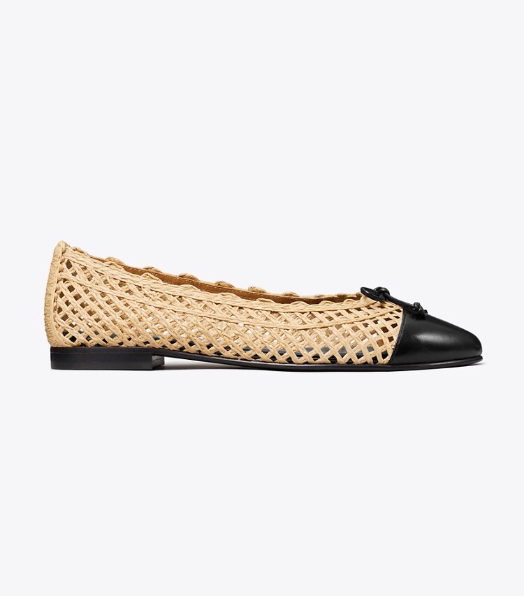 Tory Burch designer loafers Ballerina mit Zehenkappe in NATURAL / BLACK side