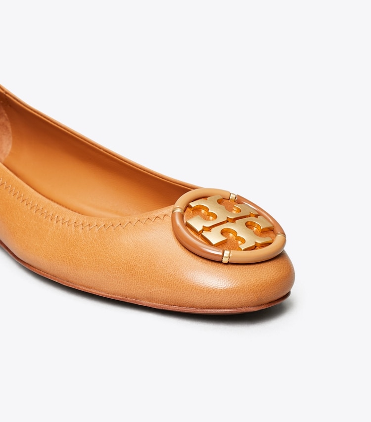 Tory Burch diseñador zapatos planos Ballerinas Multi-logo en Tan detalle