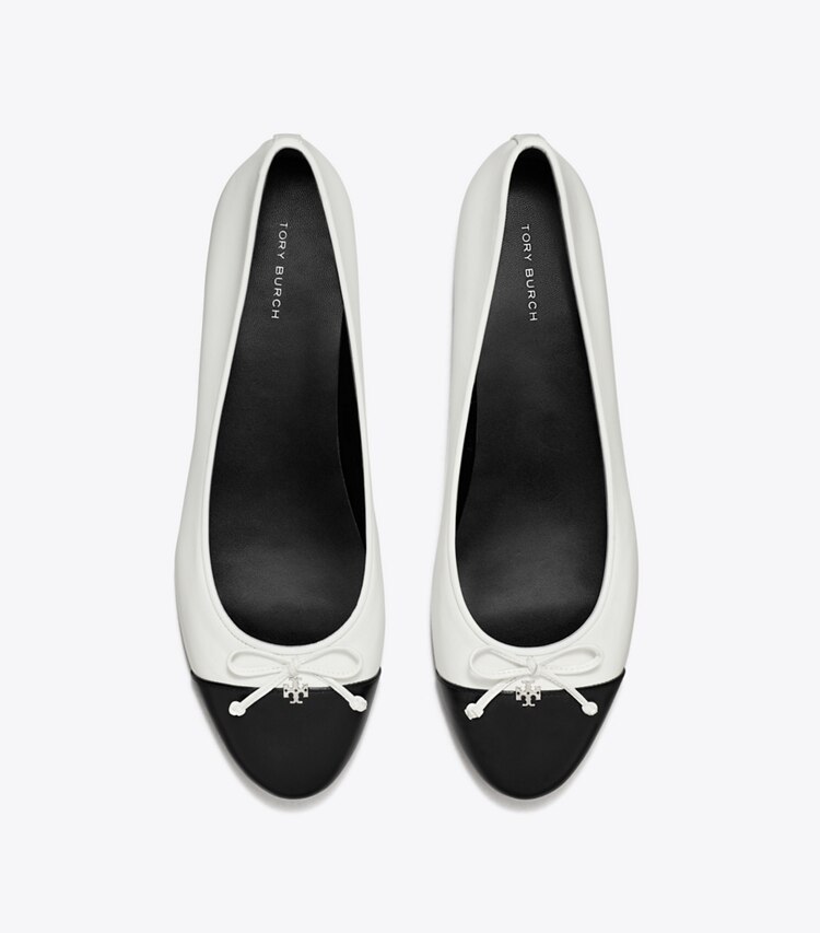 Tory Burch designer mocassins Ballerine à bout contrastant dans CLOUD / PERFECT BLACK vue du dessus