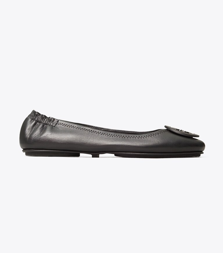 Tory Burch designer mocassins Ballerines De Voyage Minnie Avec Logo in Perfect Black angle