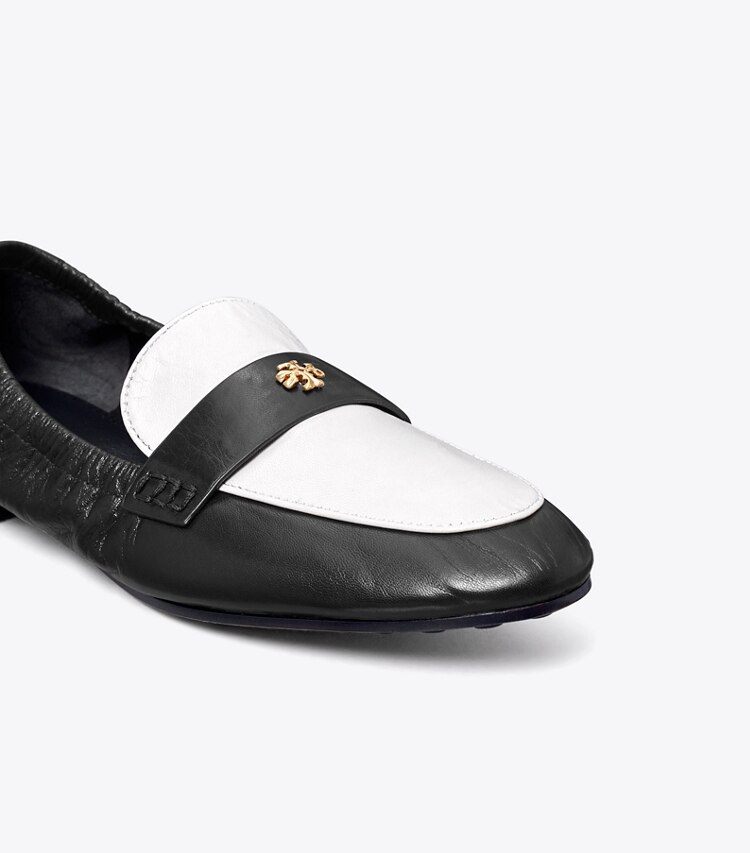 Tory Burch designer フラット バレエ ローファー in PERFECT BLACK / NEW IVORY ディテール