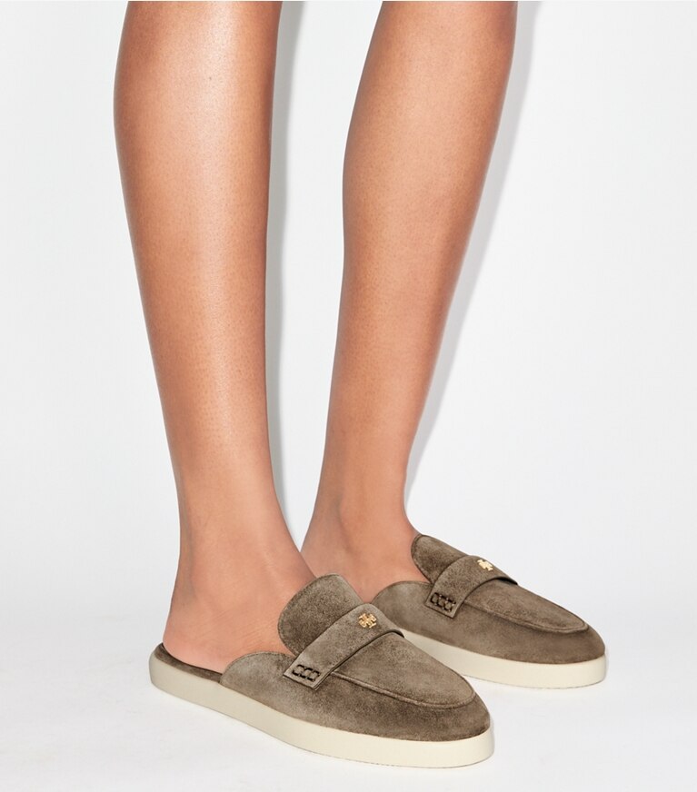 Tory Burch designer loafers Ballet Sport Pantolette in TOASTED SESAME accessory on model