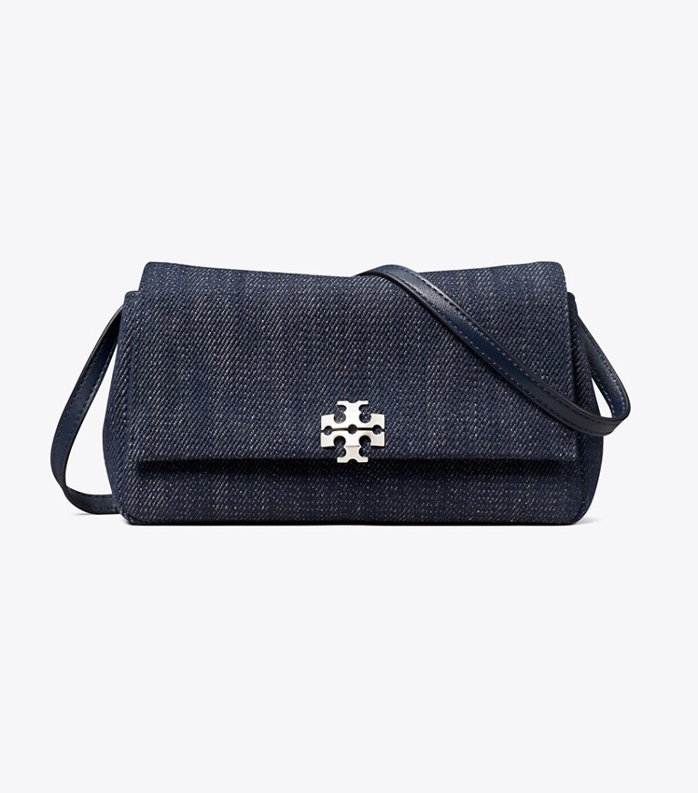 Tory Burch diseñador bolsos bandolera Bandolera tipo billetera de mezclilla Charlie en Midnight frente