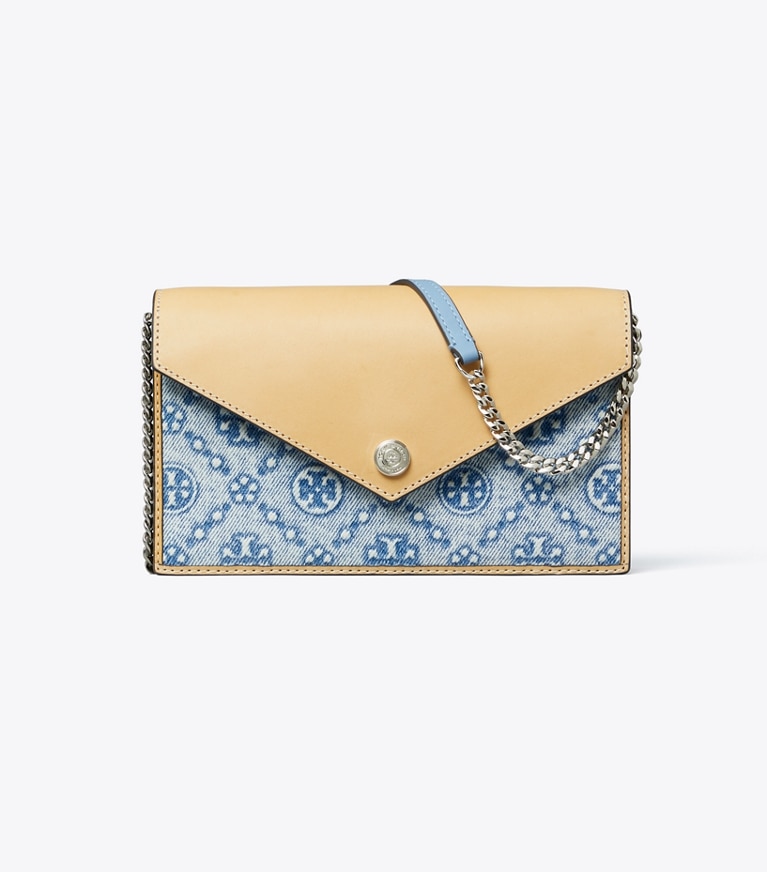 Tory Burch diseñador bolsos bandolera Bandolera tipo sobre de denim con monograma de T en Seltzer frontal