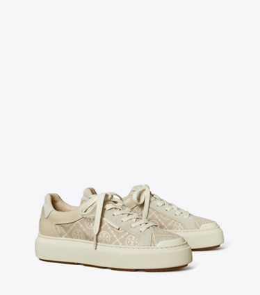 Tory Burch designer sneakers Baskets T Monogram Ladybug dans BIRCH / NEW CREAM / CALCARE angle