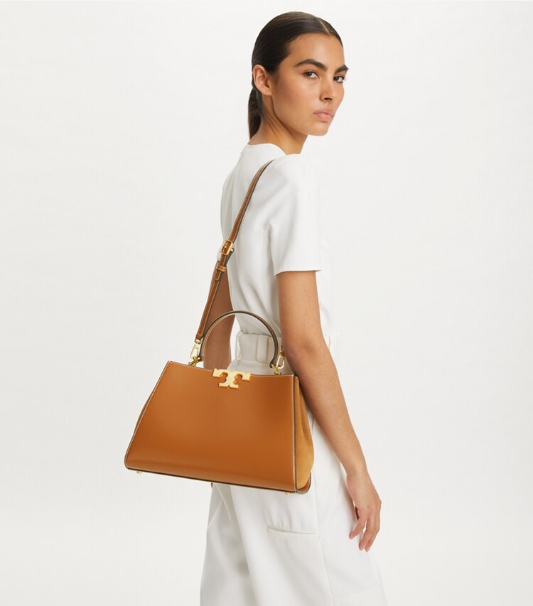 Tory Burch designer bauletto Bauletto Eleanor in Malt Whiskey additional on model