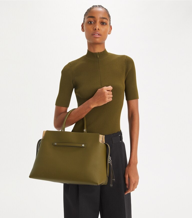 Tory Burch designer bauletto Bauletto Mercer grande in pelle martellata in Leccio angle
