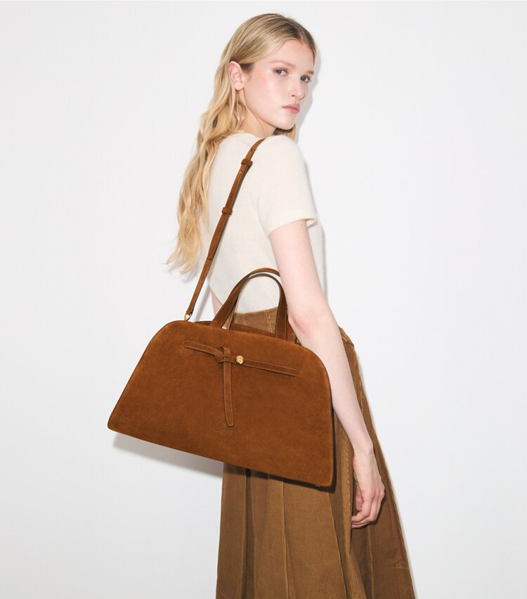 Tory Burch designer sac à main Bauletto Romy en suède dans Caramel supplémentaire sur le modèle
