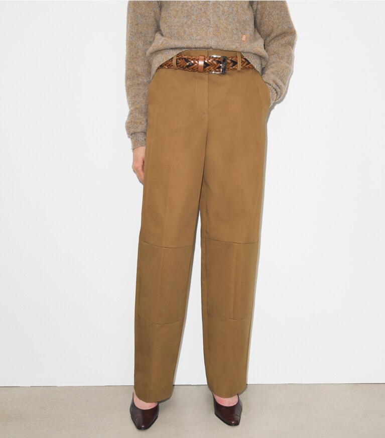 Tory Burch designer unterteile Baumwollhose mit weitem Beinschnitt in Caramel on model detail