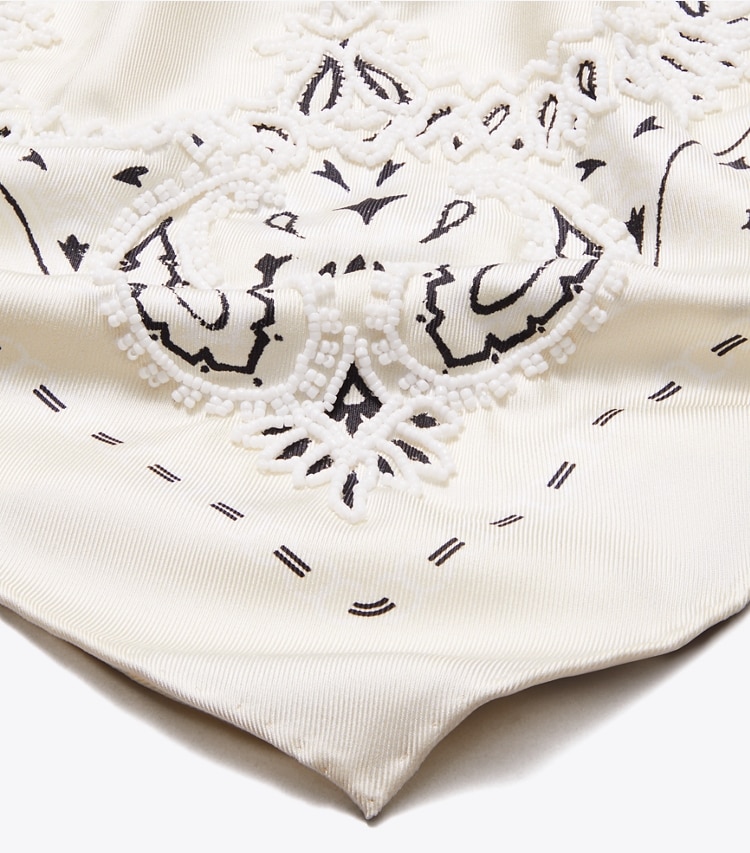 Tory Burch designer スカーフ・マフラー ビーズ バンダナ トライアングルスカーフ in Ivory ディテール