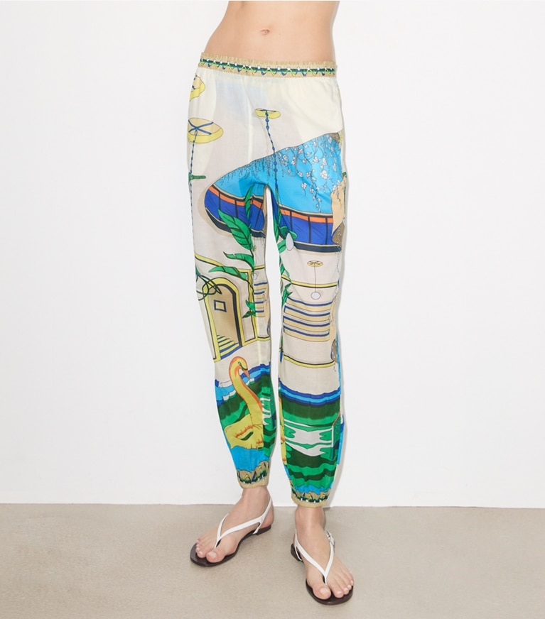 Tory Burch designer strandmode Bedruckte Lounge-Hose aus Baumwolle in The Pool Blue on model detail