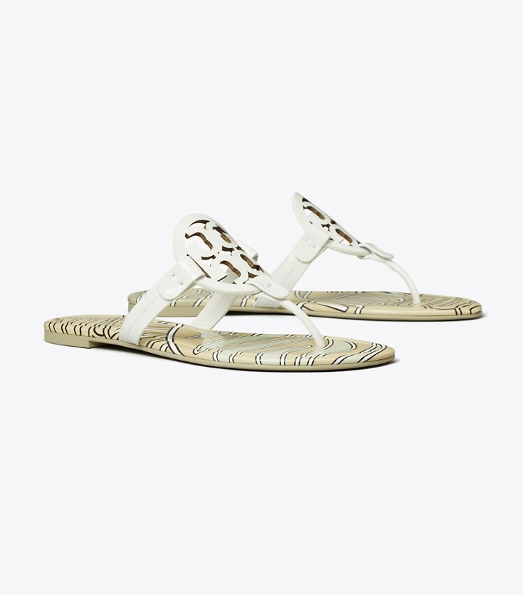 Tory Burch designer sandalen Bedruckte Miller Sandale aus Lackleder in BLANC / NEUTRAL ZEBRA angle