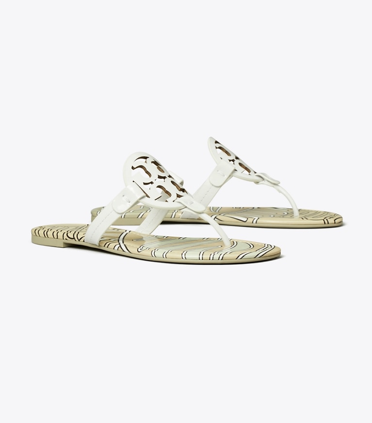 Tory Burch designer sandalen Bedruckte Miller Sandale aus Lackleder in BLANC / NEUTRAL ZEBRA angle