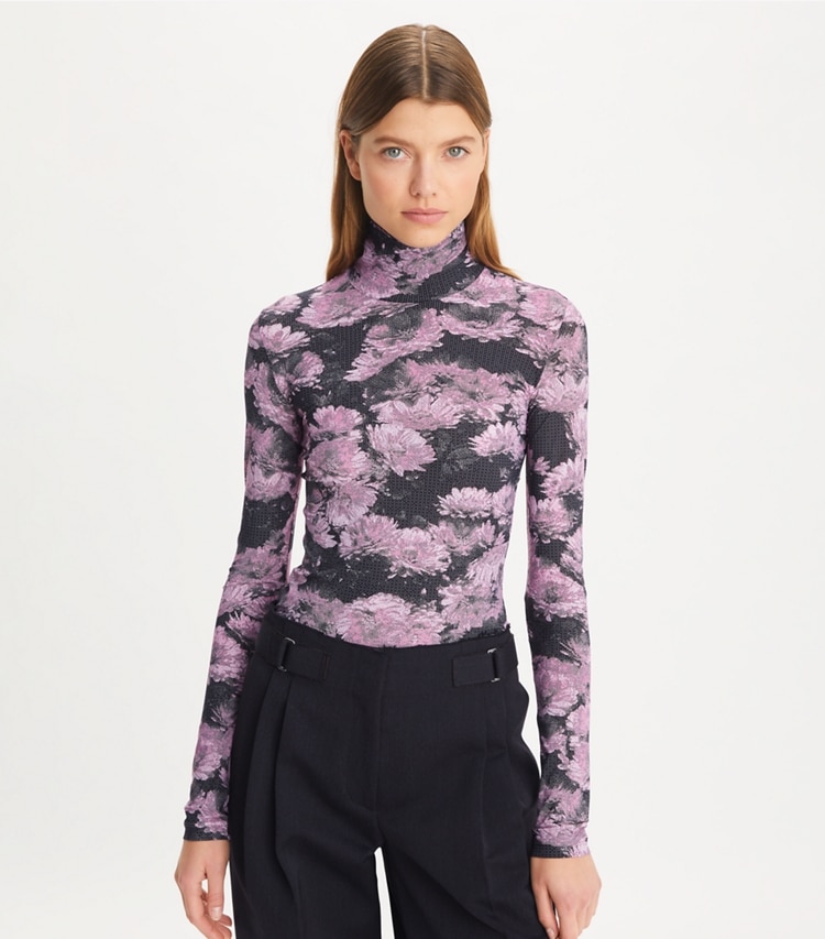 Tory Sport designer oberteile Bedruckter Stehkragenpullover aus Jersey in Pink Pixel Floral on model detail