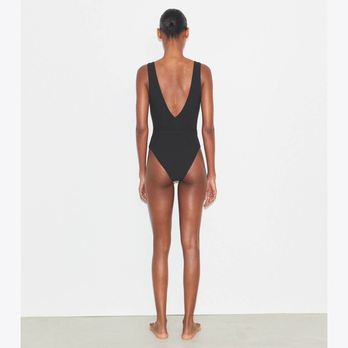 タンキニ Tory Burch Belted Logo Swimsuit Belted Logo Swimsuit: Women's Designer One Pieces | Tory Burch