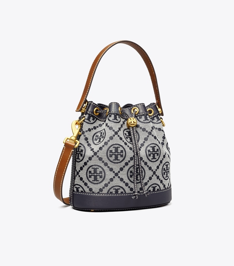 Tory Burch designer crossbody bags Beuteltasche aus Jacquard mit T-Monogramm in Tory Navy angle