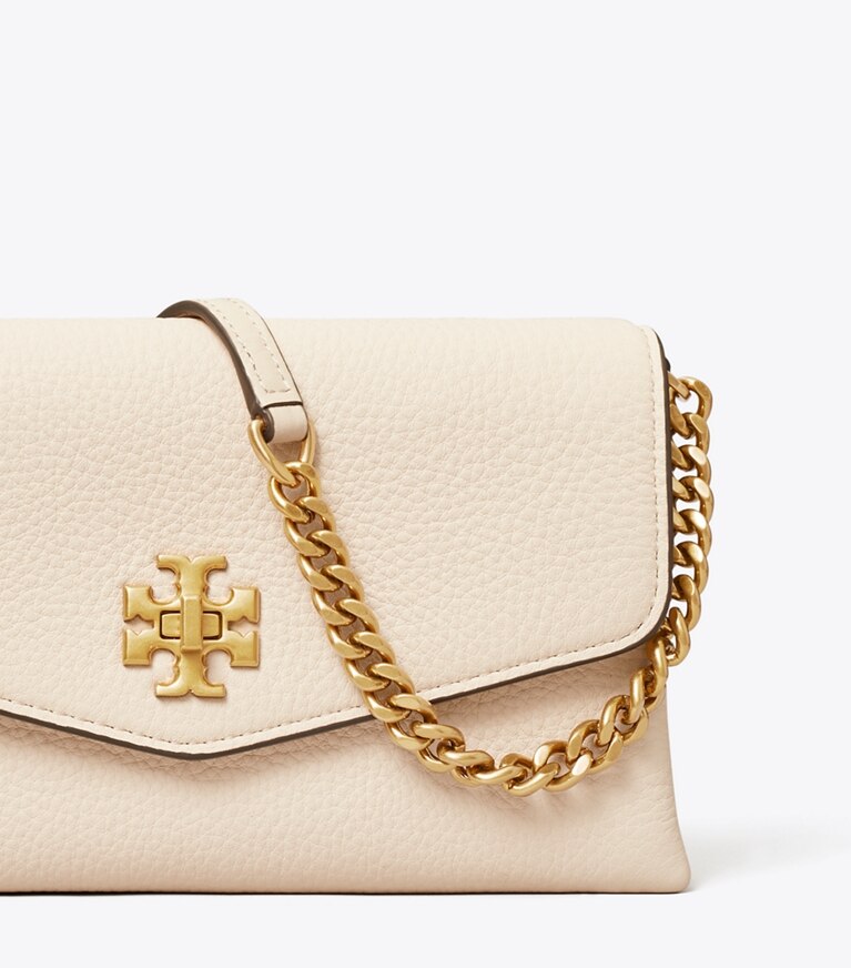 Tory Burch diseñador bolsos bandolera Billetera con cadena Kira de piel granulada en New Cream detalle