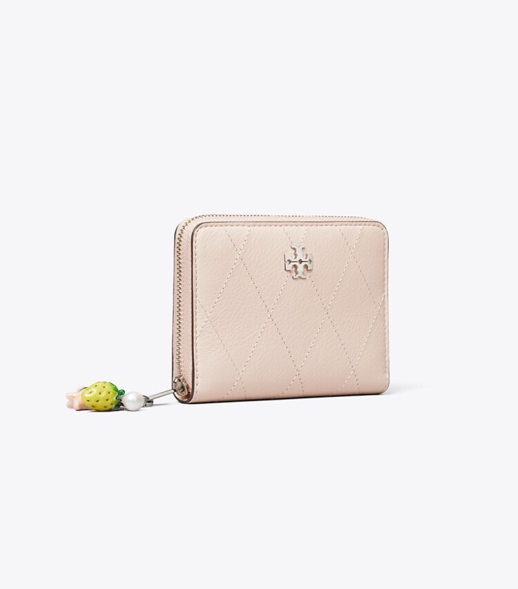 Tory Burch diseñador carteras Billetera pequeña acolchada Charlie con cremallera perimetral en Soft Pink / Charms ángulo