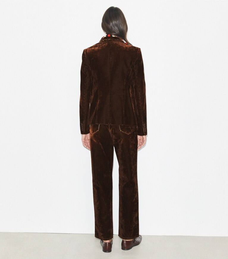 Tory Burch diseñador chaquetas Blazer de denim en Dark Brown parte posterior en modelo