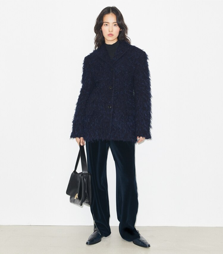 Tory Burch diseñador chaquetas Blazer de lana en Ink frente en modelo