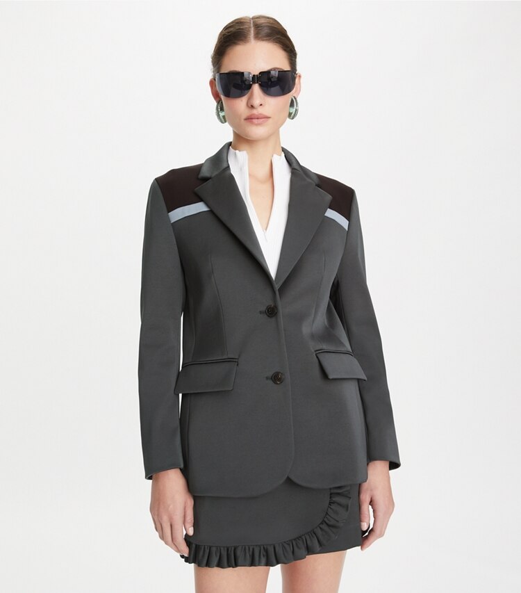 Tory Burch diseñador chaquetas Blazer elástico de bloques de color en Coal Gray / Deep Ruby / Teal Green detalle en modelo