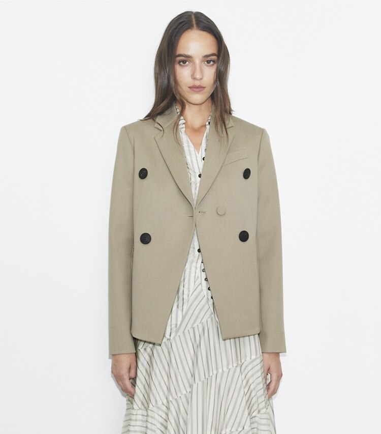 Tory Burch designer giacche Blazer in misto lana in Taupe Gray on model detail