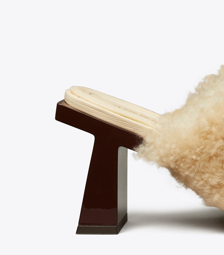 Tory Burch designer サンダル ブロック Tヒール シアリング ミュール  in Buttermilk / BRIE angle