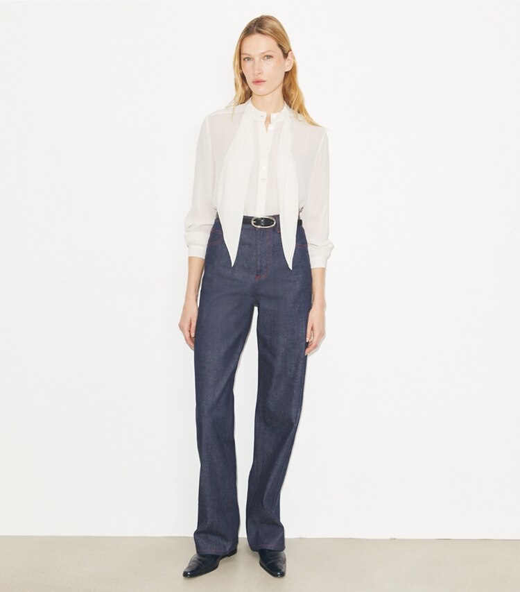 Tory Burch diseñador tops Blusa de georgette con lazo en New Ivory frente en modelo