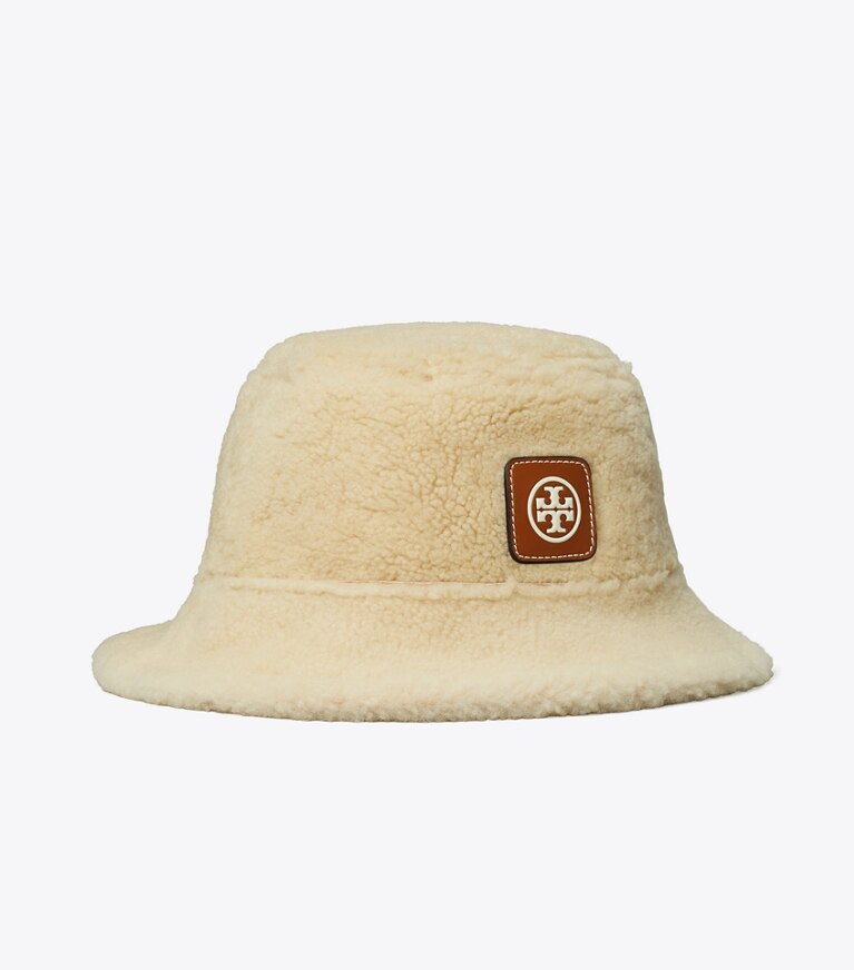 Tory Burch designer chapeaux Bob réversible en shearling in Brown / LIGHT NATURAL front