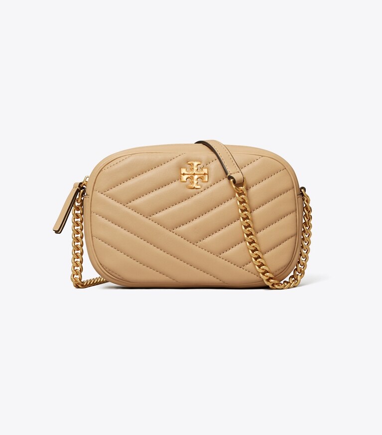 Tory Burch diseñador bolsos bandolera Bolsa para cámara Kira Chevron en Desert Dune frente