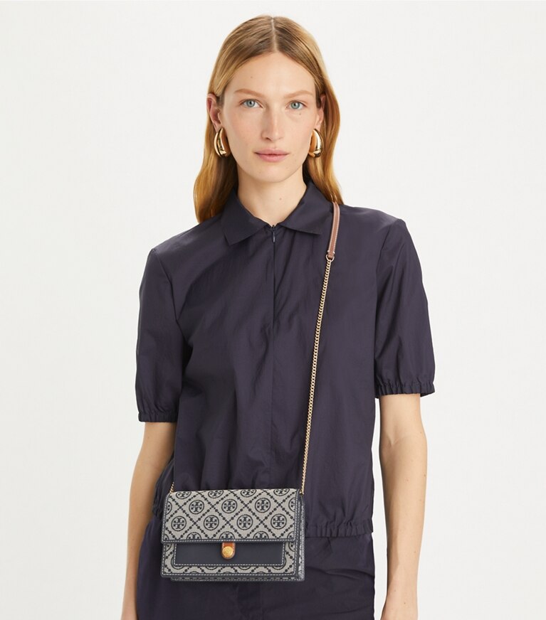 Tory Burch diseñador bolsos bandolera Bolso bandolera con monograma de T en Tory Navy accesorio en el modelo