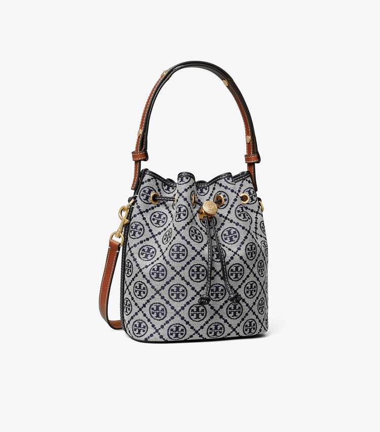 Tory Burch diseñador bolsos bandolera Bolso bucket con monograma de T en Tory Navy ángulo