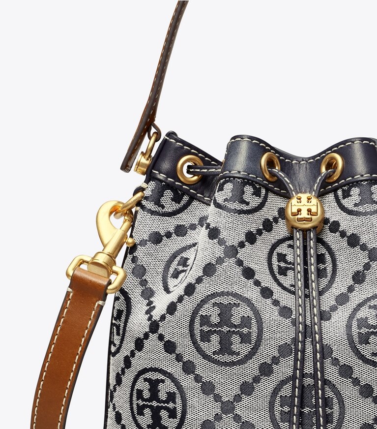 Tory Burch diseñador bolsos bandolera Bolso bucket con monograma de T en Tory Navy detalle