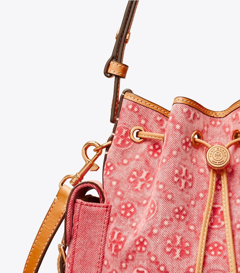 Tory Burch diseñador bolsos bandolera Bolso bucket de denim con monograma T en Brilliant Red detalle