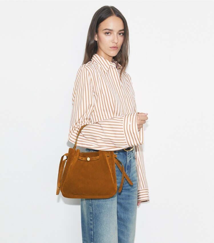 Tory Burch diseñador bolsos bandolera Bolso bucket de gamuza Romy en CARAMEL adicional en modelo