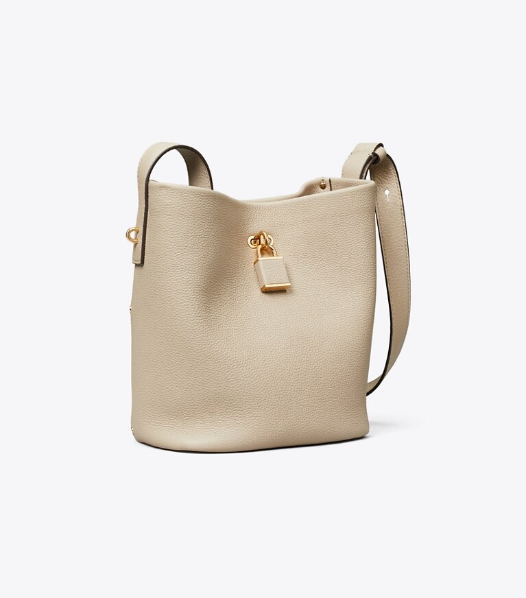 Tory Burch diseñador bolsos de hombro Bolso bucket fino mediano con cierre en Light Stone ángulo