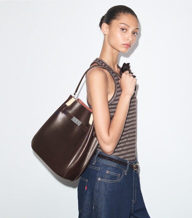 Tory Burch diseñador bolsos de hombro Bolso bucket Lee Radziwill en Coco accesorio en modelo