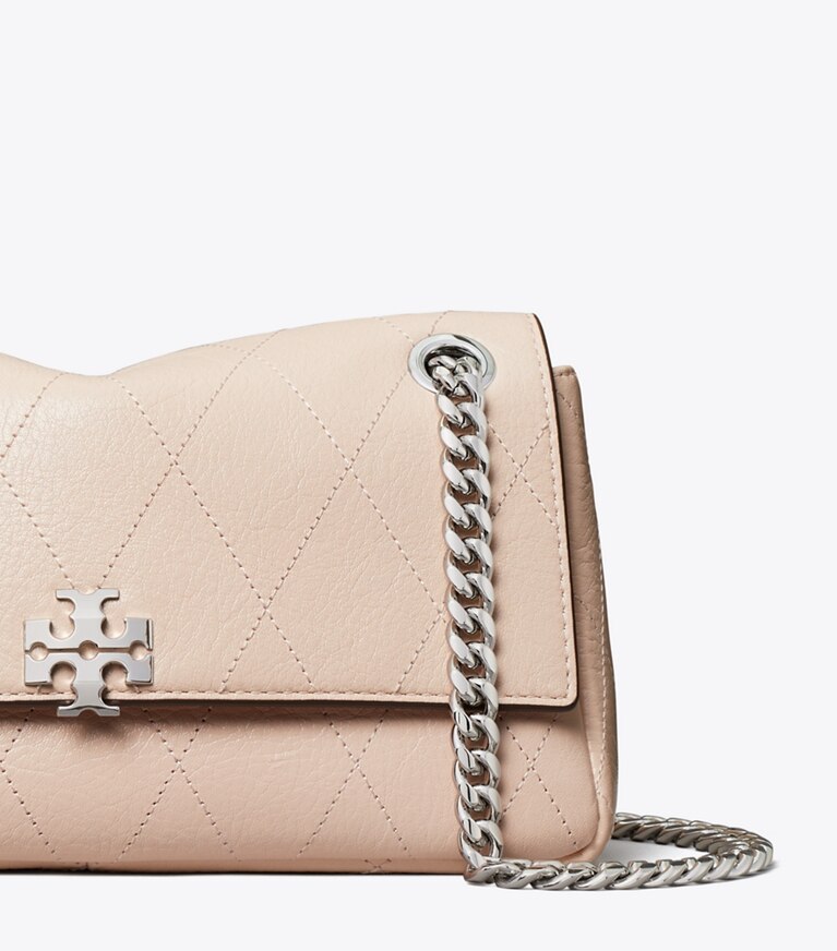 Tory Burch diseñador bolsos de hombro Bolso de hombro acolchado pequeño Charlie en Soft Pink detalle