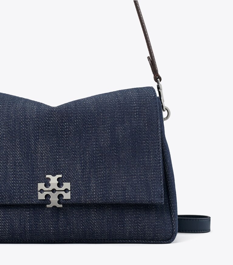 Tory Burch diseñador bolsos de hombro Bolso de hombro de mezclilla Charlie en Midnight detalle