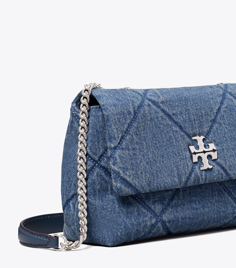 Tory Burch diseñador bolsos de hombro Bolso de hombro de mezclilla pequeño acolchado en forma de rombos Kira en Blue detalle