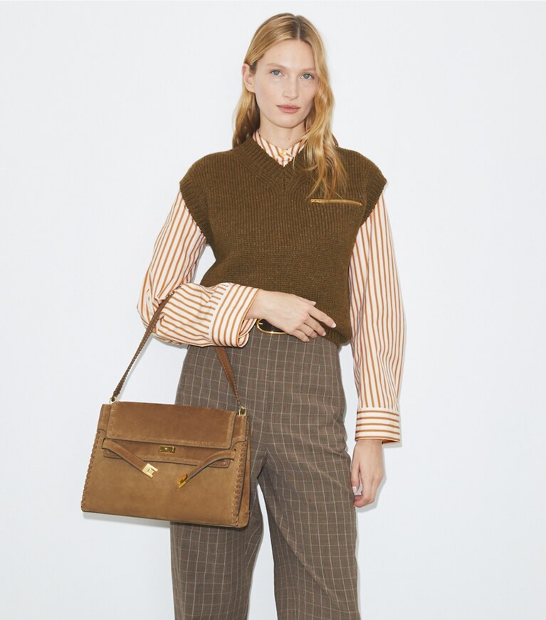 Tory Burch diseñador bolsos de hombro Bolso de hombro grande de gamuza Lee Radziwill en WILD TABACCO accesorio en modelo