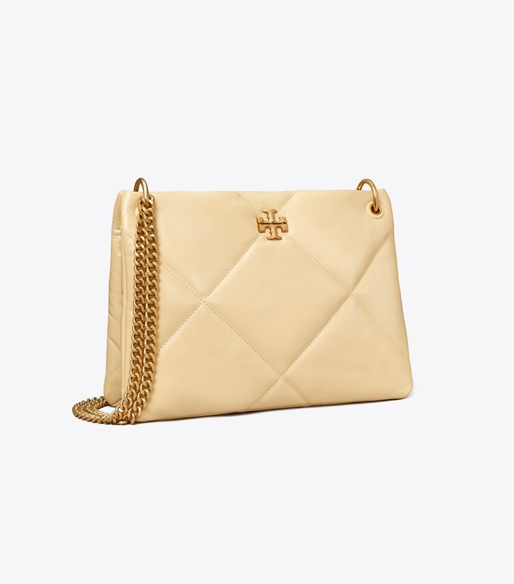 Tory Burch diseñador bolsos de hombro Bolso de hombro pequeño acolchado en forma de rombos Kira en Vanilla Soft Serve ángulo