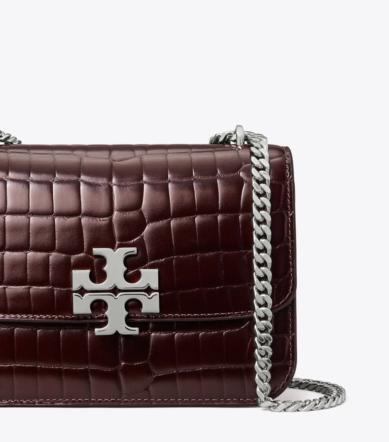 Tory Burch diseñador bolsos de hombro Bolso de hombro pequeño con grabado en relieve de cocodrilo Eleanor en Deep Burgundy detalle