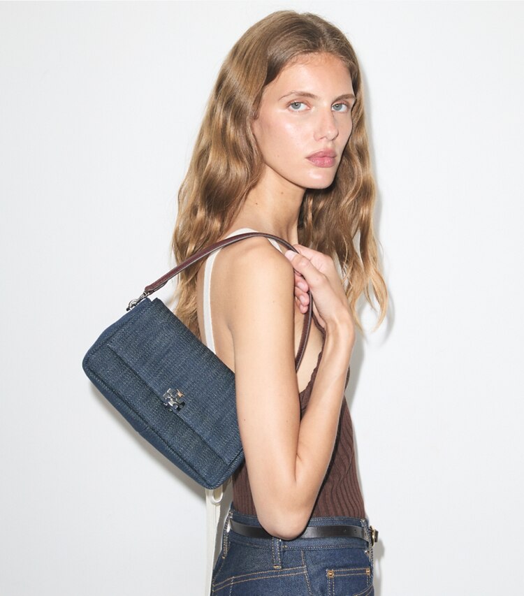 Tory Burch diseñador bolsos de hombro Bolso de hombro pequeño de mezclilla Charlie en Midnight accesorio en modelo