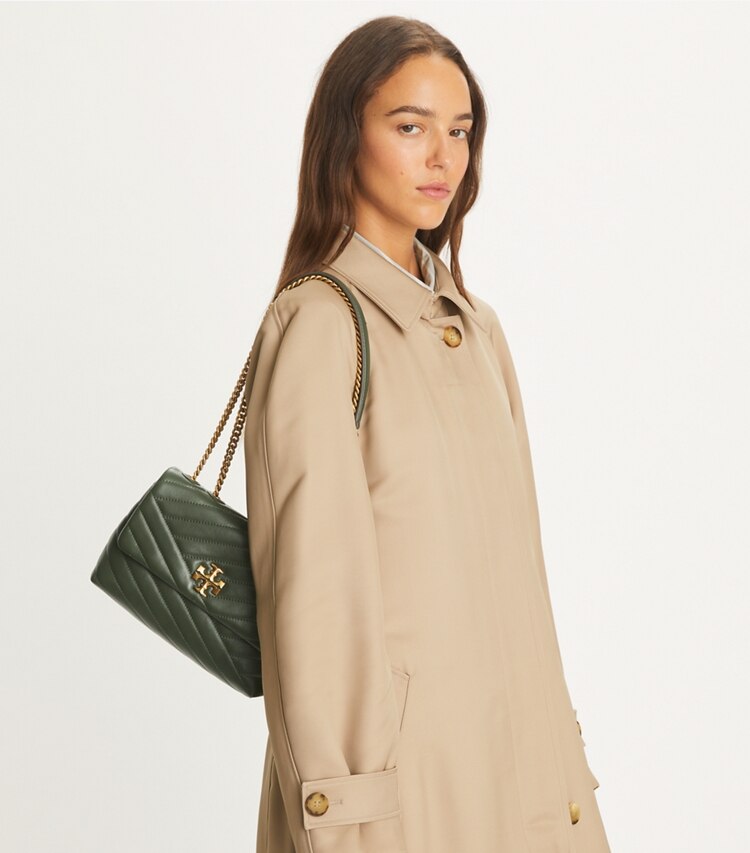 Tory Burch diseñador bolsos de hombro Bolso de hombro pequeño Kira Chevron en SYCAMORE accesorio en modelo