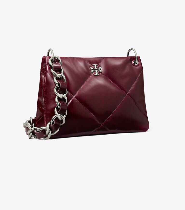 Tory Burch diseñador bolsos de hombro Bolso de hombro pequeño Kira con acolchado en forma de rombos desgastado en Dark Carmine ángulo