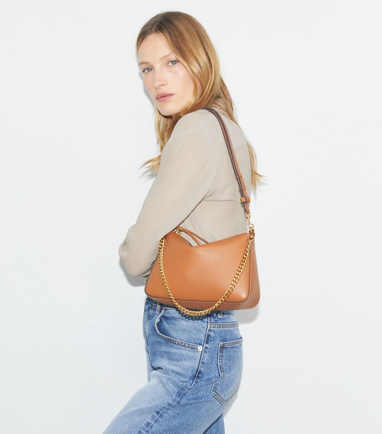 Tory Burch diseñador bolsos de hombro Bolso de hombro pequeño Perry en Autumn Brown accesorio en modelo