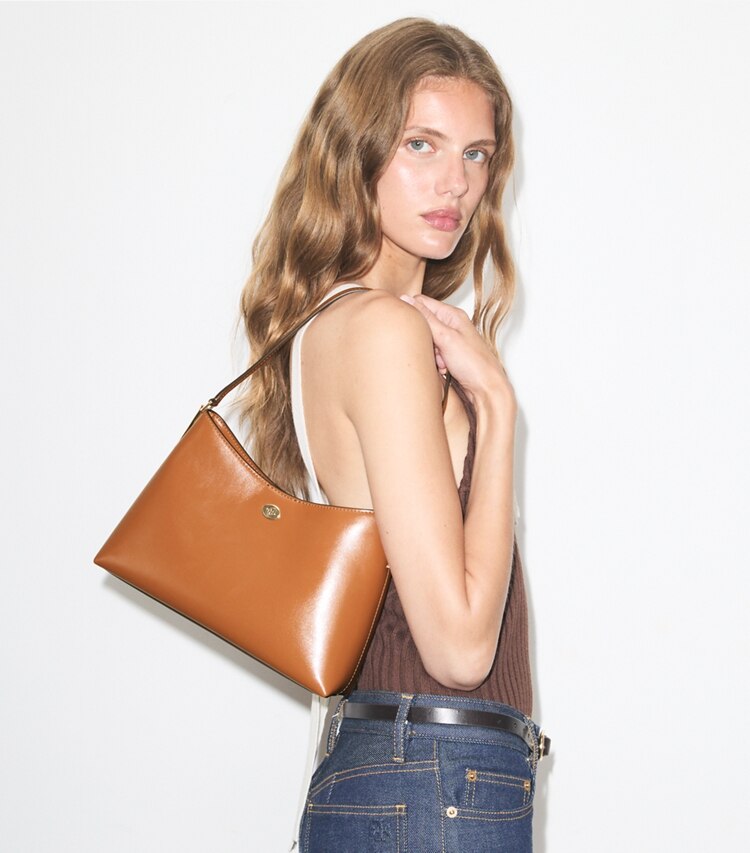Tory Burch diseñador bolsos de hombro Bolso de hombro pequeño Robinson en Aged Tan accesorio en modelo