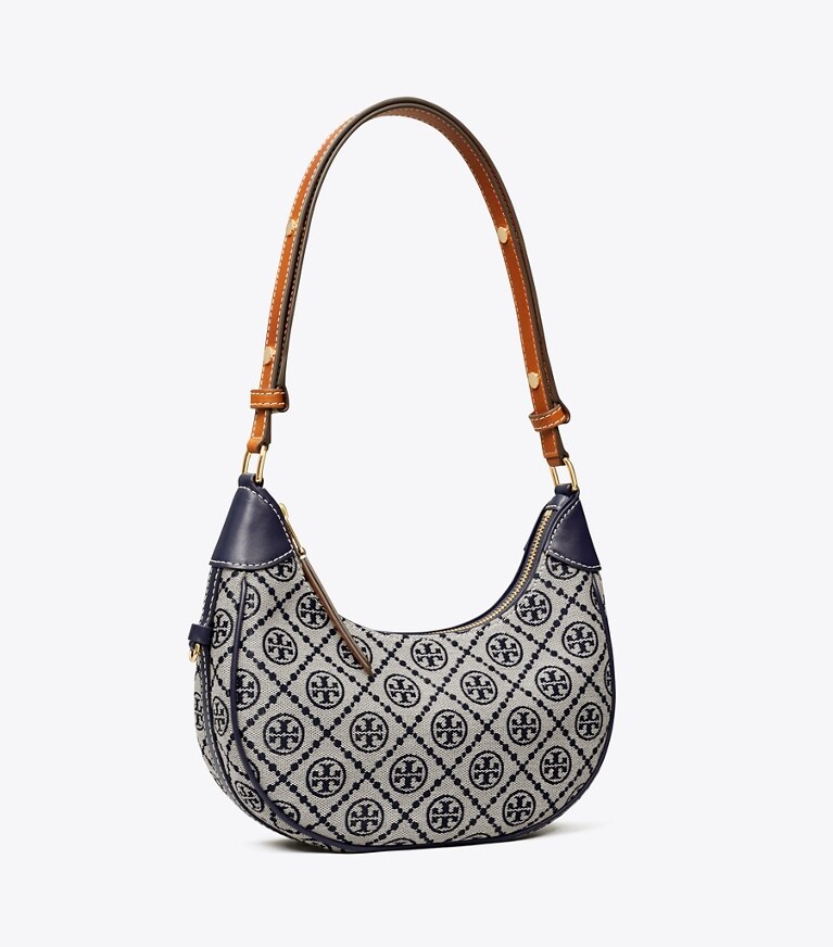 Tory Burch diseñador bolsos de hombro Bolso de media luna con monograma de T en Tory Navy ángulo